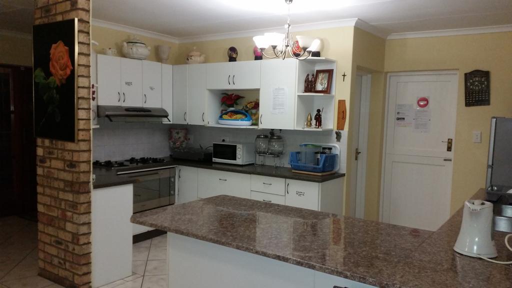 Ebenezer Guesthouse Bluewater Bay Port Elizabeth Ngoại thất bức ảnh