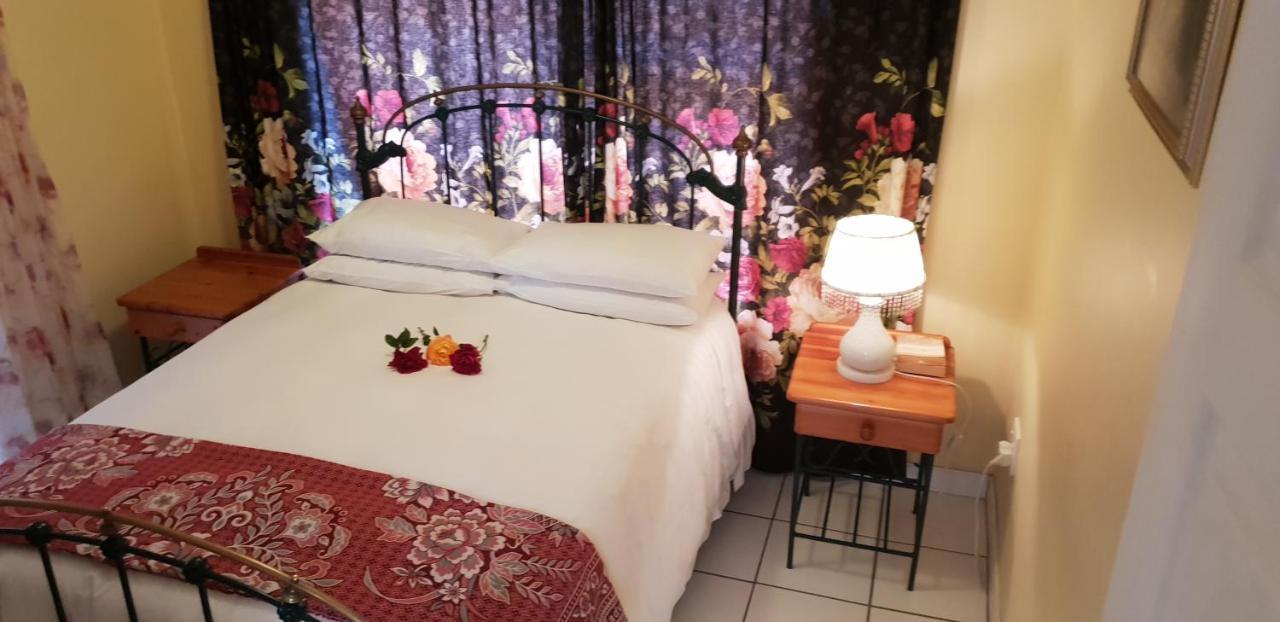 Ebenezer Guesthouse Bluewater Bay Port Elizabeth Ngoại thất bức ảnh