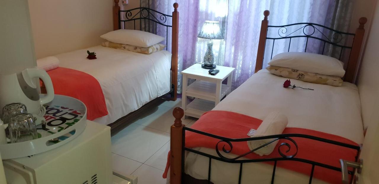 Ebenezer Guesthouse Bluewater Bay Port Elizabeth Ngoại thất bức ảnh